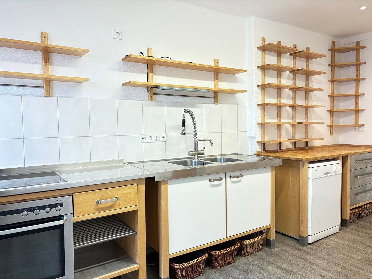 house to rent, 132 m², Dietzenbach, Hesse house to rent, 132 m², Dietzenbach, Hesse
