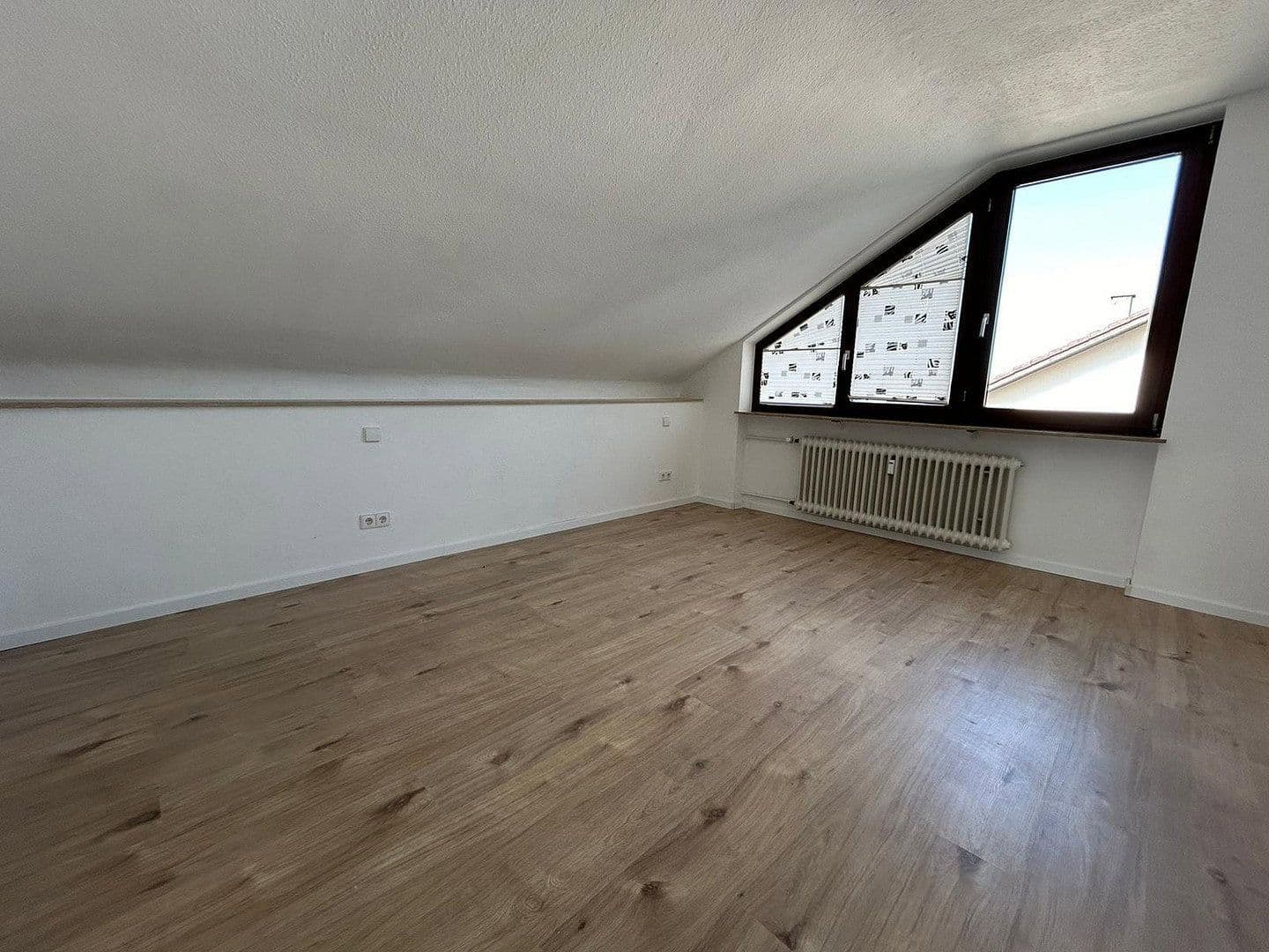 3 bedroom flat to rent, 74 m², Röngtenstr. 10, Karlsdorf-Neuthard, Baden-Württemberg 3 bedroom flat to rent, 74 m², Röngtenstr. 10, Karlsdorf-Neuthard, Baden-Württemberg