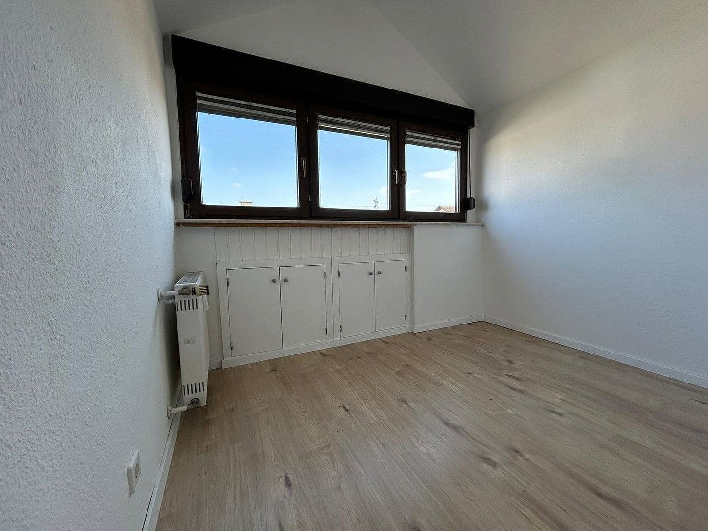 3 bedroom flat to rent, 74 m², Röngtenstr. 10, Karlsdorf-Neuthard, Baden-Württemberg 3 bedroom flat to rent, 74 m², Röngtenstr. 10, Karlsdorf-Neuthard, Baden-Württemberg