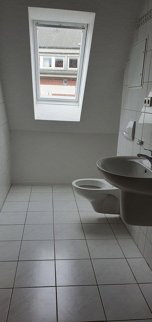3 bedroom flat to rent, 58 m², Lobedanzgang 10, Schwerin, Mecklenburg-Vorpommern 3 bedroom flat to rent, 58 m², Lobedanzgang 10, Schwerin, Mecklenburg-Vorpommern
