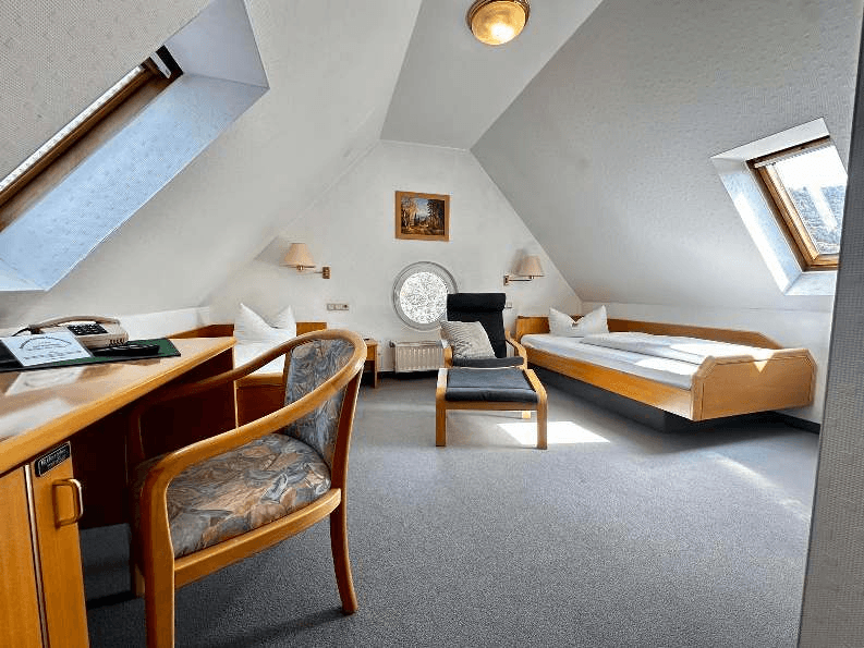 non-residential property for sale, 1,960 m², Dingelstädter Str. 43, Heilbad Heiligenstadt, Thuringia non-residential property for sale, 1,960 m², Dingelstädter Str. 43, Heilbad Heiligenstadt, Thuringia
