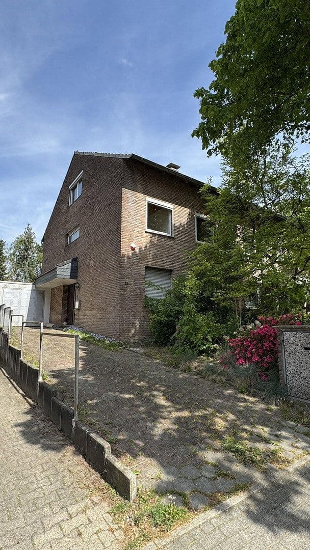 house for sale, 214 m², Schmachtenbergstraße 23, Essen, North Rhine-Westphalia house for sale, 214 m², Schmachtenbergstraße 23, Essen, North Rhine-Westphalia