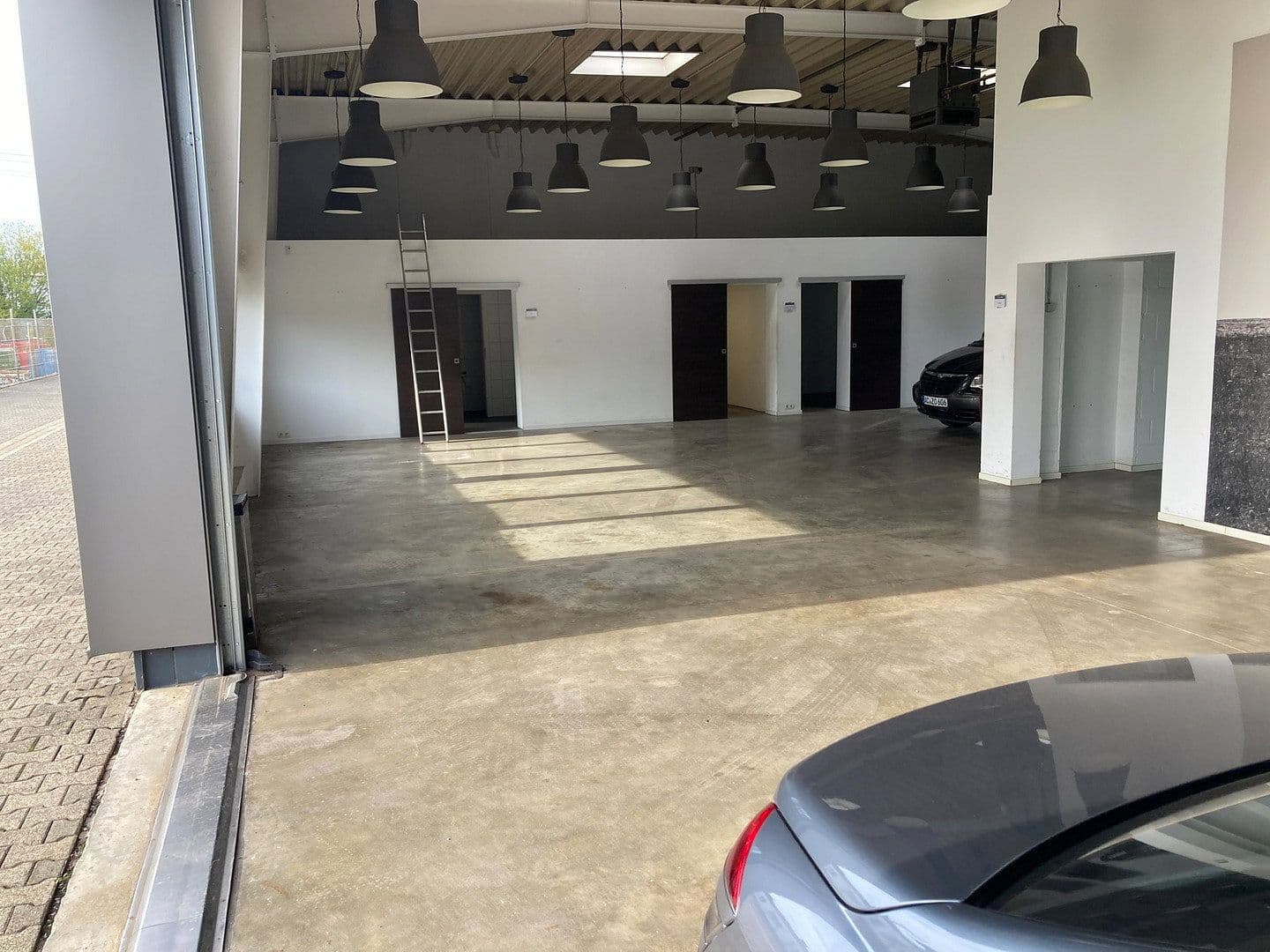non-residential property for sale, 2,400 m², Carl-Zeiss-Straße 16, Alsdorf, North Rhine-Westphalia non-residential property for sale, 2,400 m², Carl-Zeiss-Straße 16, Alsdorf, North Rhine-Westphalia