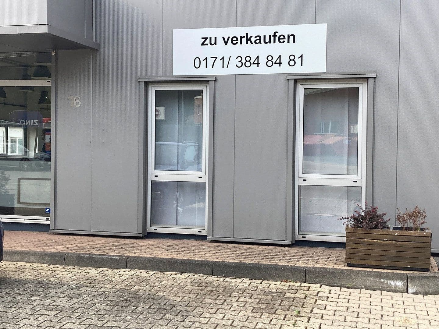 non-residential property for sale, 2,400 m², Carl-Zeiss-Straße 16, Alsdorf, North Rhine-Westphalia non-residential property for sale, 2,400 m², Carl-Zeiss-Straße 16, Alsdorf, North Rhine-Westphalia
