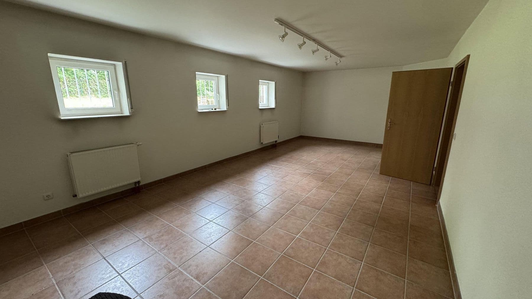 non-residential property for sale, 6,330 m², Kämpfelbach, Baden-Württemberg non-residential property for sale, 6,330 m², Kämpfelbach, Baden-Württemberg