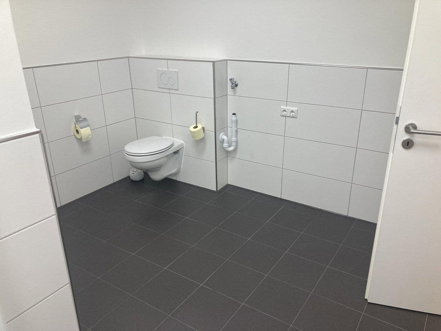 non-residential property for sale, 2,100 m², Nordstern-Park 10, Herzogenrath, North Rhine-Westphalia non-residential property for sale, 2,100 m², Nordstern-Park 10, Herzogenrath, North Rhine-Westphalia