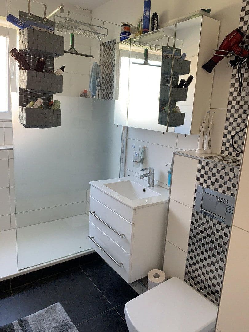 4 bedroom flat to rent, 97 m², Glaserstr. 11, Frankfurt am Main Oberrad, Hesse 4 bedroom flat to rent, 97 m², Glaserstr. 11, Frankfurt am Main Oberrad, Hesse