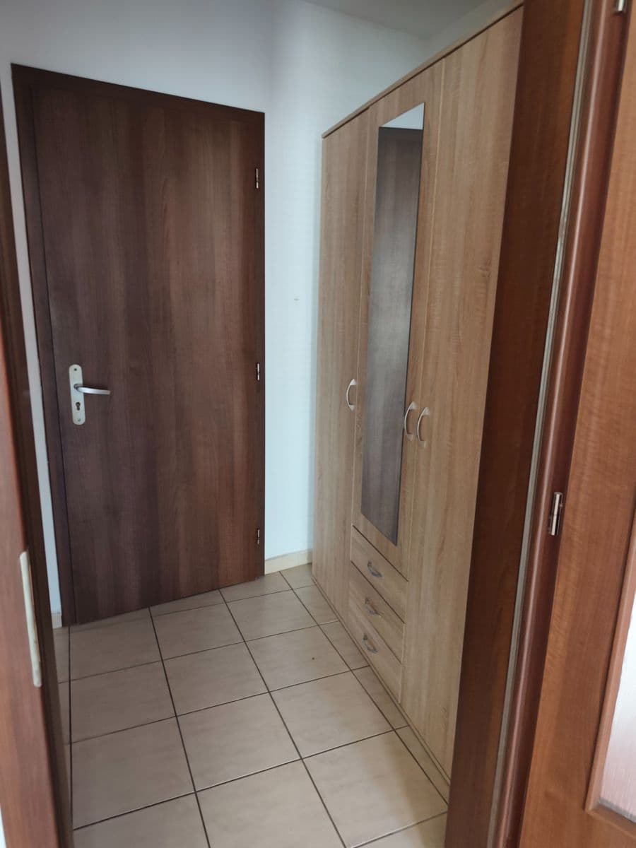 Studio flat to rent, 36 m², Resselovo náměstí, Chrudim, Pardubický Region Studio flat to rent, 36 m², Resselovo náměstí, Chrudim, Pardubický Region