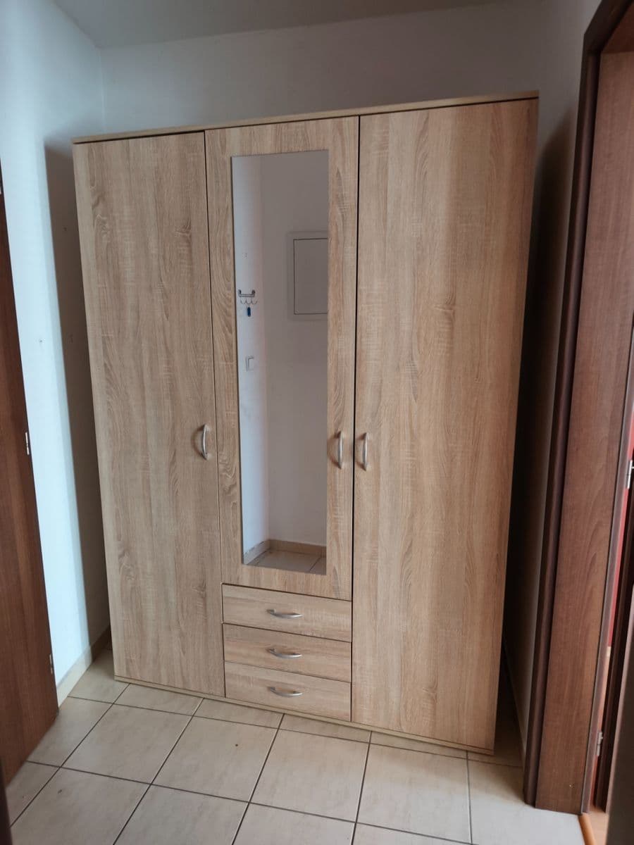 Studio flat to rent, 36 m², Resselovo náměstí, Chrudim, Pardubický Region Studio flat to rent, 36 m², Resselovo náměstí, Chrudim, Pardubický Region