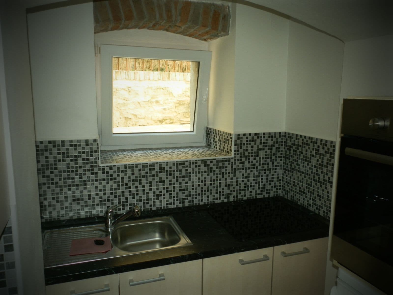 2 bedroom with open-plan kitchen flat to rent, 60 m², Elišky Krásnohorské, Ústí nad Labem, Ústecký Region 2 bedroom with open-plan kitchen flat to rent, 60 m², Elišky Krásnohorské, Ústí nad Labem, Ústecký Region