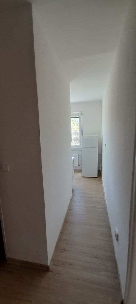 2 bedroom flat to rent, 54 m², Tyršova, Zlín, Zlínský Region 2 bedroom flat to rent, 54 m², Tyršova, Zlín, Zlínský Region