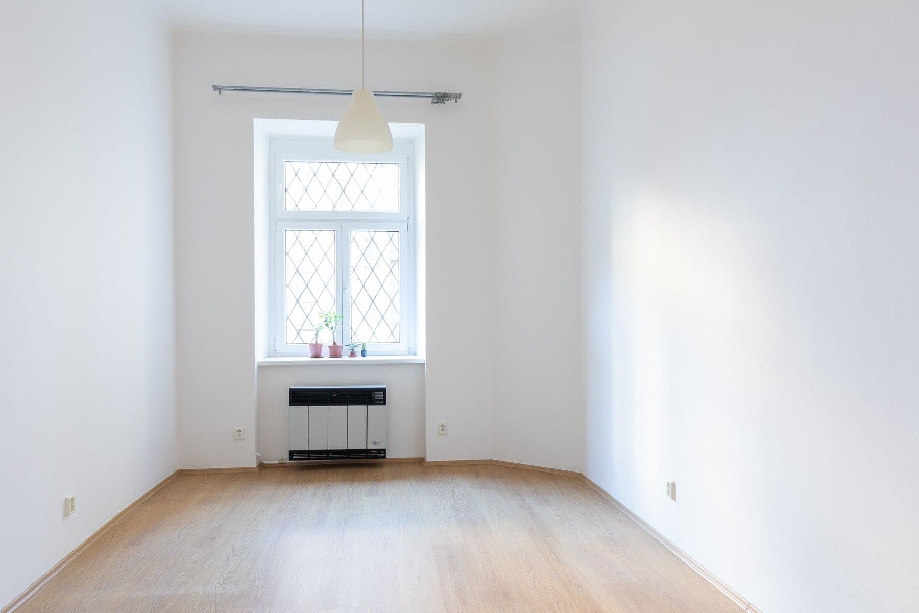 1 bedroom flat to rent, 40 m², Mahenova, Prague, Prague 1 bedroom flat to rent, 40 m², Mahenova, Prague, Prague