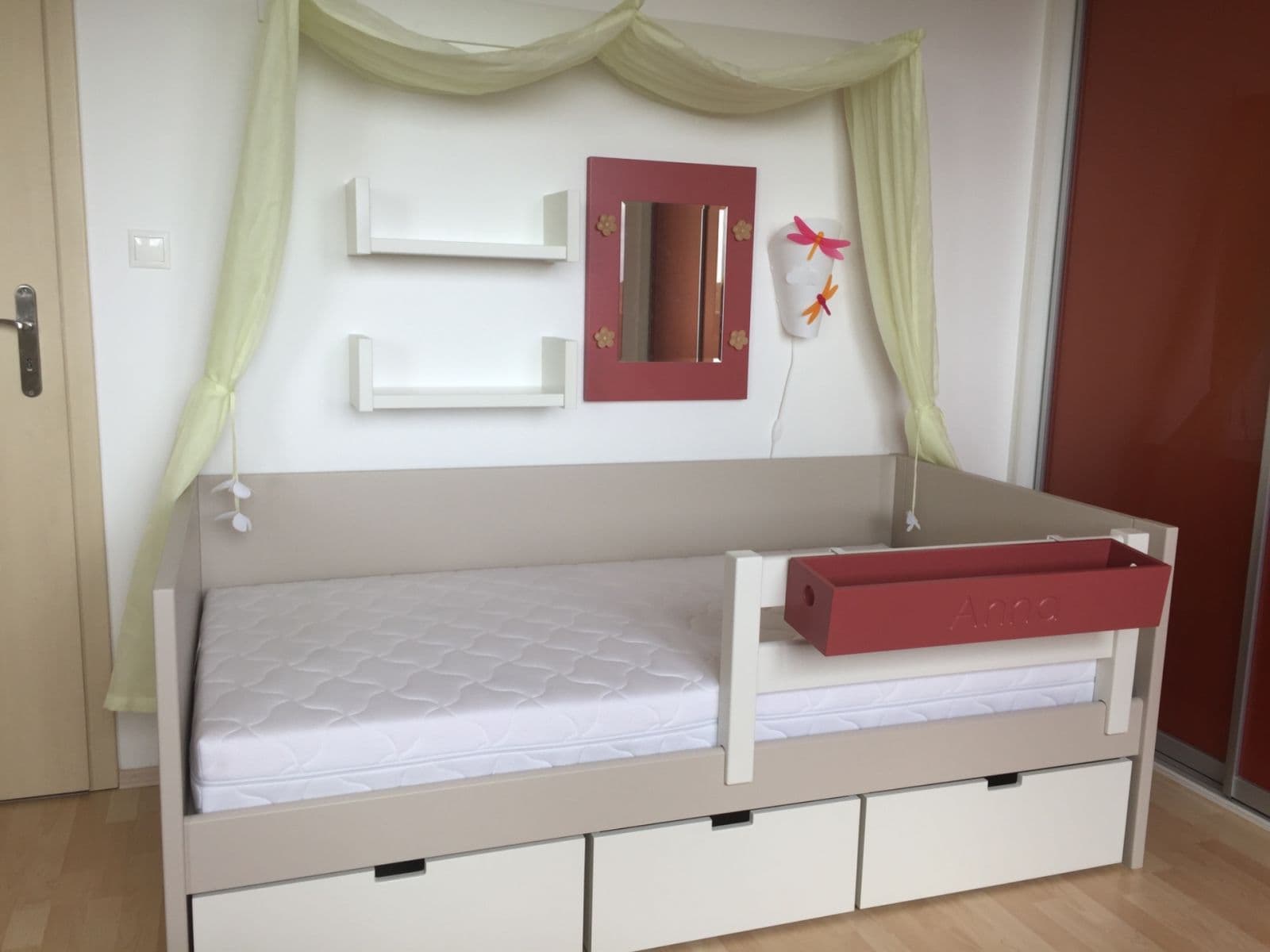 2 bedroom with open-plan kitchen flat to rent, 139 m², Laudonova, Prague, Prague 2 bedroom with open-plan kitchen flat to rent, 139 m², Laudonova, Prague, Prague