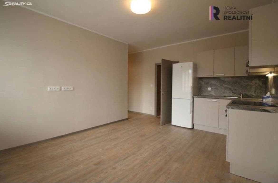 3 bedroom with open-plan kitchen flat to rent, 73 m², Dačického, Brno, Jihomoravský Region 3 bedroom with open-plan kitchen flat to rent, 73 m², Dačického, Brno, Jihomoravský Region