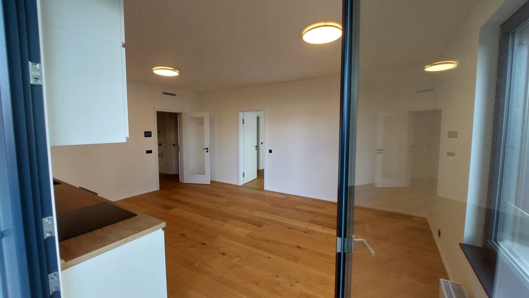 1 bedroom with open-plan kitchen flat to rent, 61 m², Grafická, Prague, Prague 1 bedroom with open-plan kitchen flat to rent, 61 m², Grafická, Prague, Prague