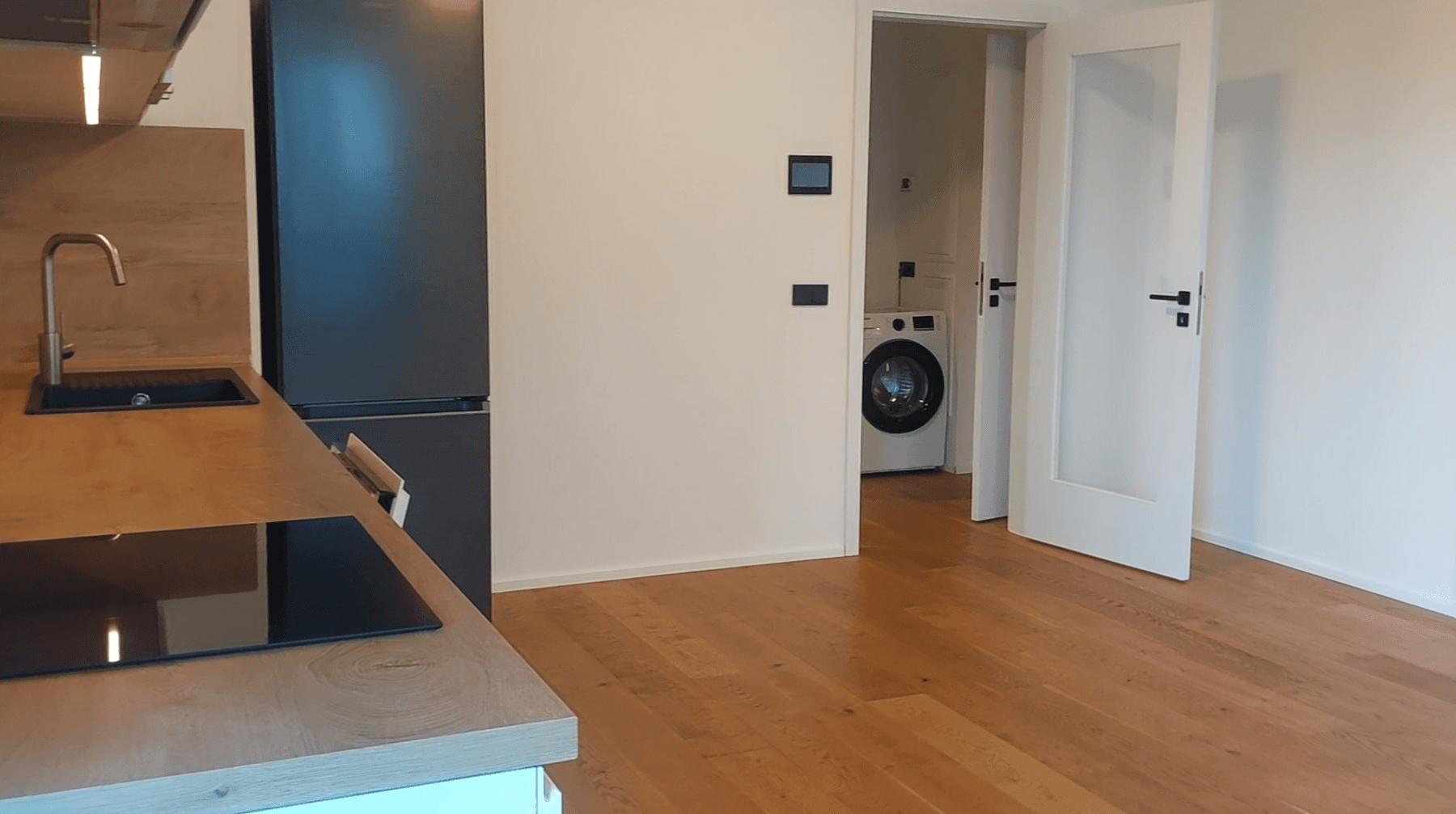 1 bedroom with open-plan kitchen flat to rent, 61 m², Grafická, Prague, Prague 1 bedroom with open-plan kitchen flat to rent, 61 m², Grafická, Prague, Prague