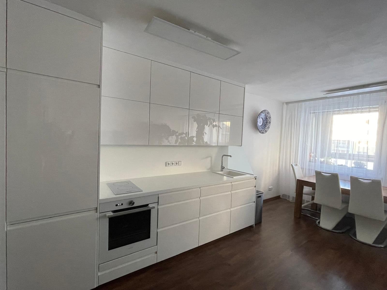2 bedroom with open-plan kitchen flat to rent, 82 m², Jeseniova, Prague, Prague 2 bedroom with open-plan kitchen flat to rent, 82 m², Jeseniova, Prague, Prague
