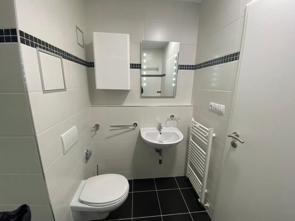 Studio flat to rent, 36 m², Masarykovo náměstí, Mnichovice, Středočeský Region Studio flat to rent, 36 m², Masarykovo náměstí, Mnichovice, Středočeský Region