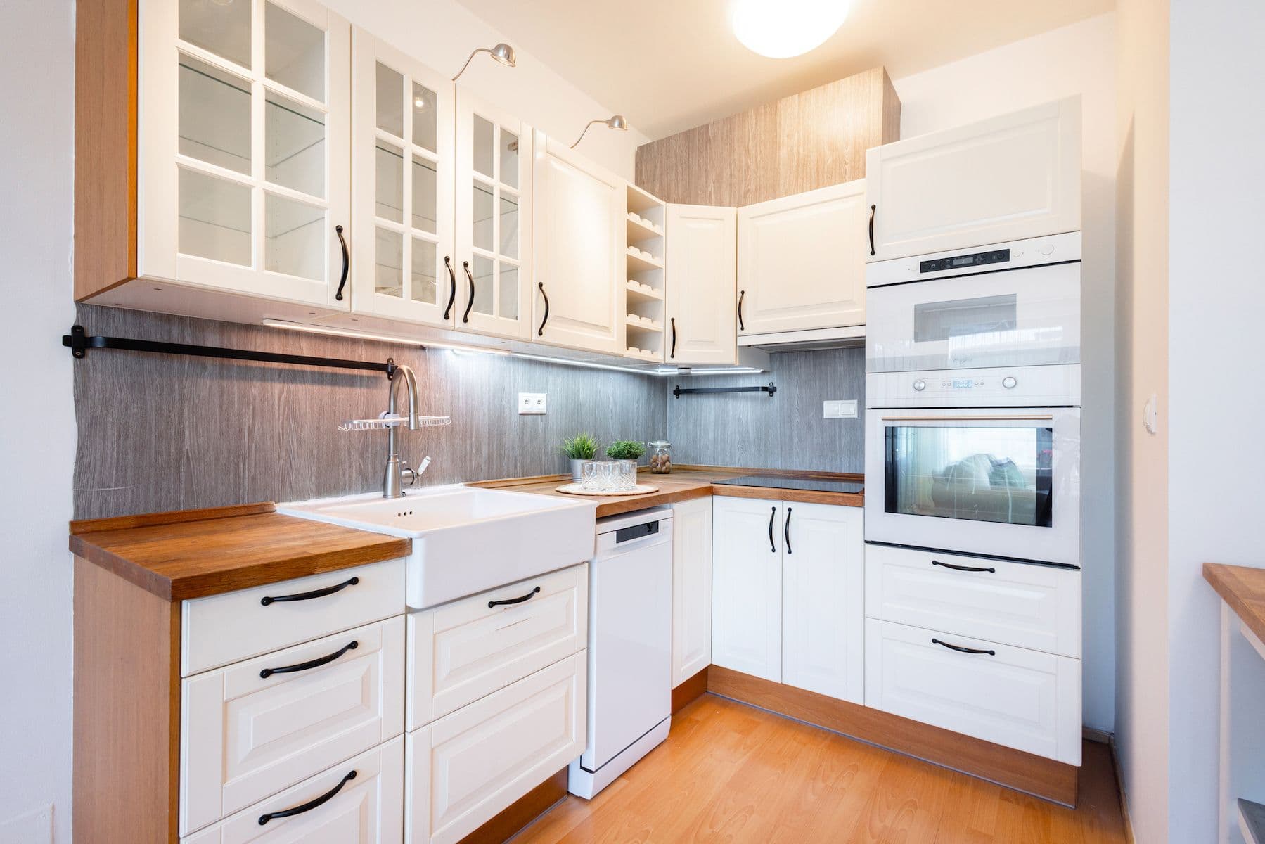 2 bedroom with open-plan kitchen flat for sale, 78 m², Nepelova, Prague, Prague 2 bedroom with open-plan kitchen flat for sale, 78 m², Nepelova, Prague, Prague