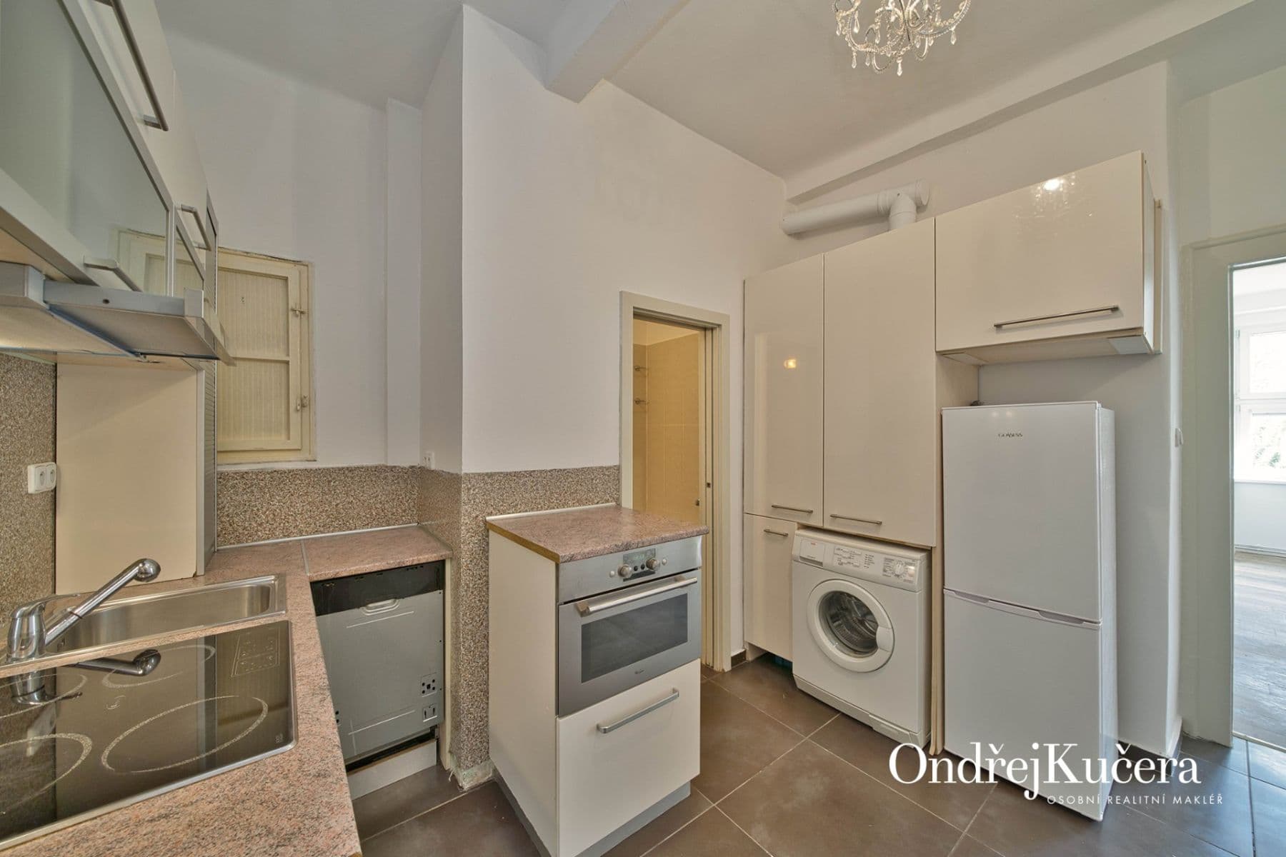 1 bedroom with open-plan kitchen flat to rent, 50 m², Branická, Prague, Prague 1 bedroom with open-plan kitchen flat to rent, 50 m², Branická, Prague, Prague