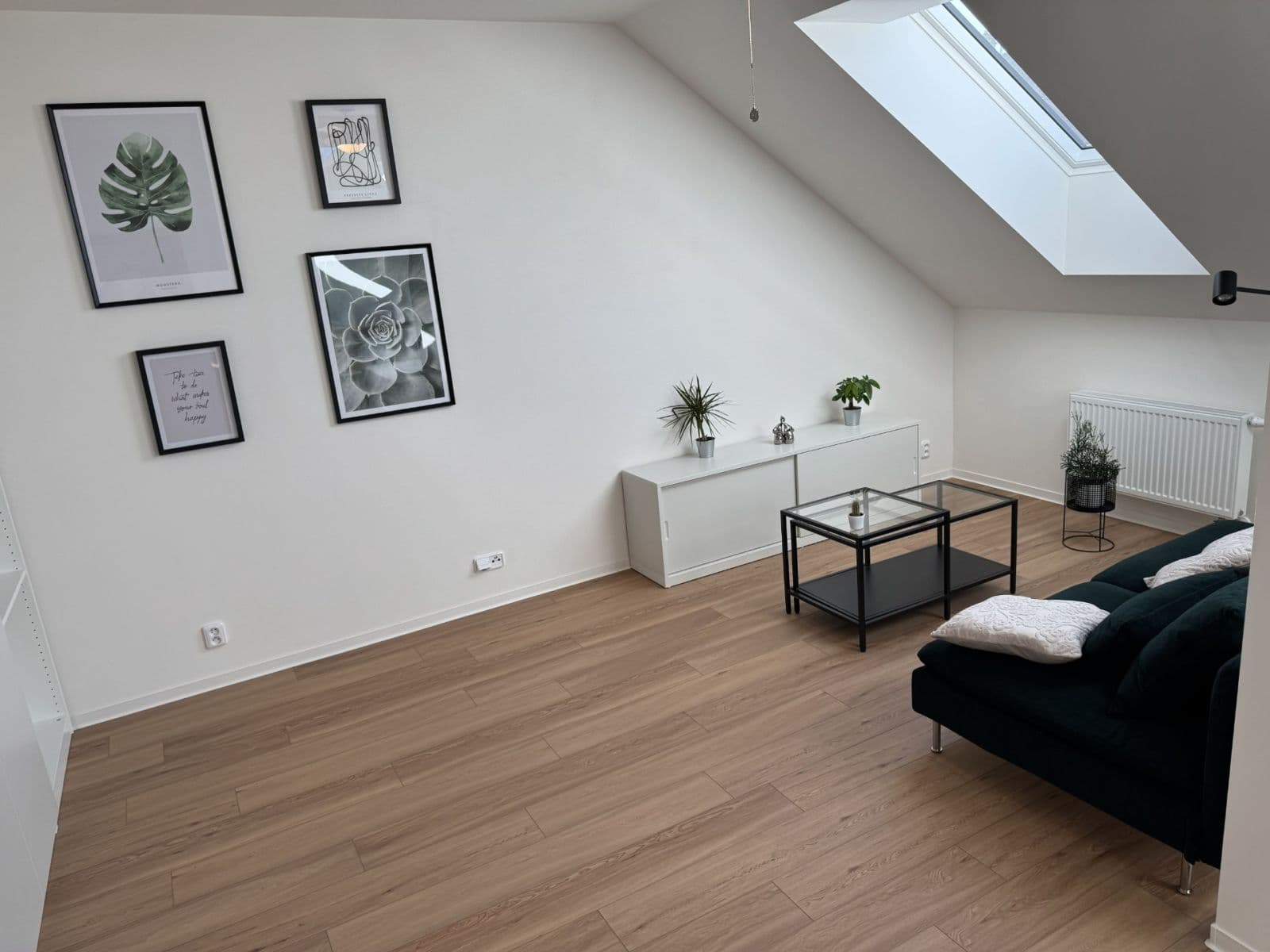 1 bedroom with open-plan kitchen flat to rent, 88 m², Hřímalého, Plzeň, Plzeňský Region 1 bedroom with open-plan kitchen flat to rent, 88 m², Hřímalého, Plzeň, Plzeňský Region