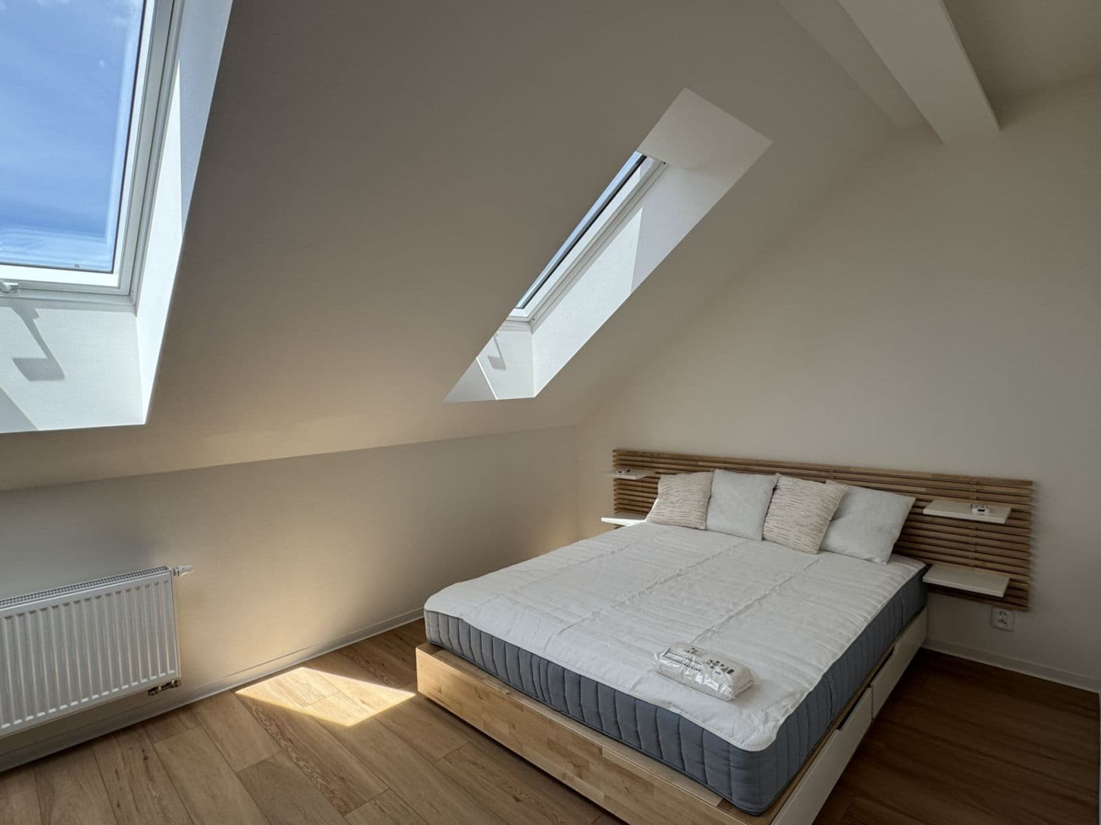 1 bedroom with open-plan kitchen flat to rent, 88 m², Hřímalého, Plzeň, Plzeňský Region 1 bedroom with open-plan kitchen flat to rent, 88 m², Hřímalého, Plzeň, Plzeňský Region