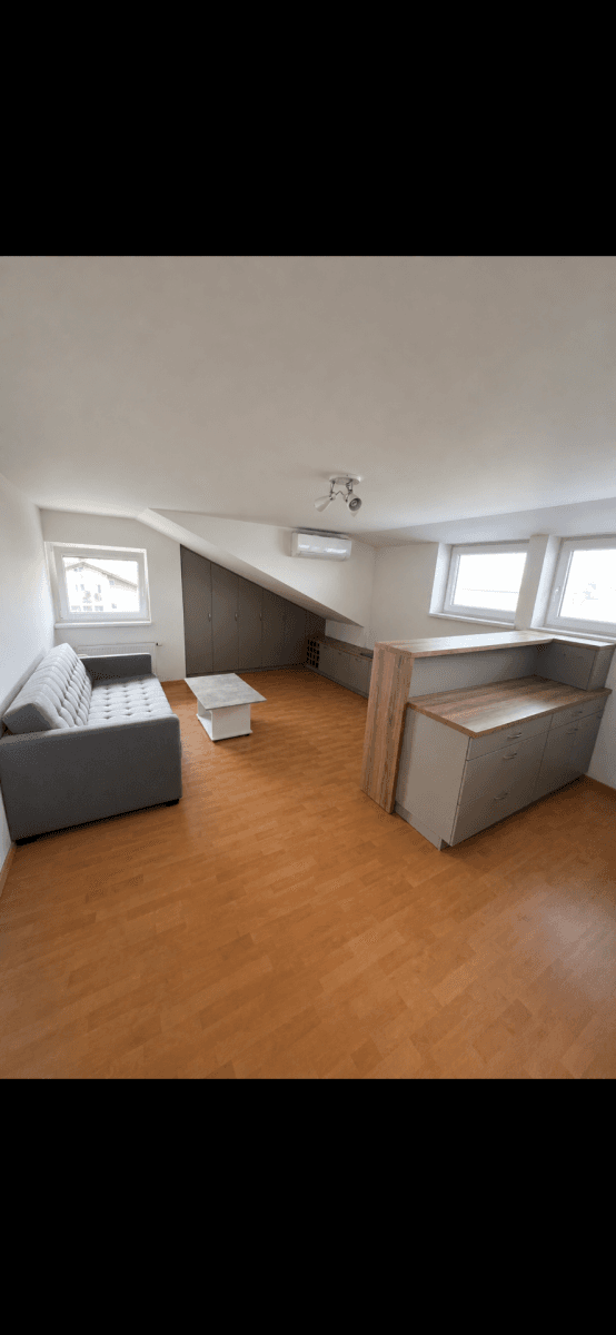 1 bedroom with open-plan kitchen flat to rent, 47 m², Unhošťská, Hostivice, Středočeský Region 1 bedroom with open-plan kitchen flat to rent, 47 m², Unhošťská, Hostivice, Středočeský Region