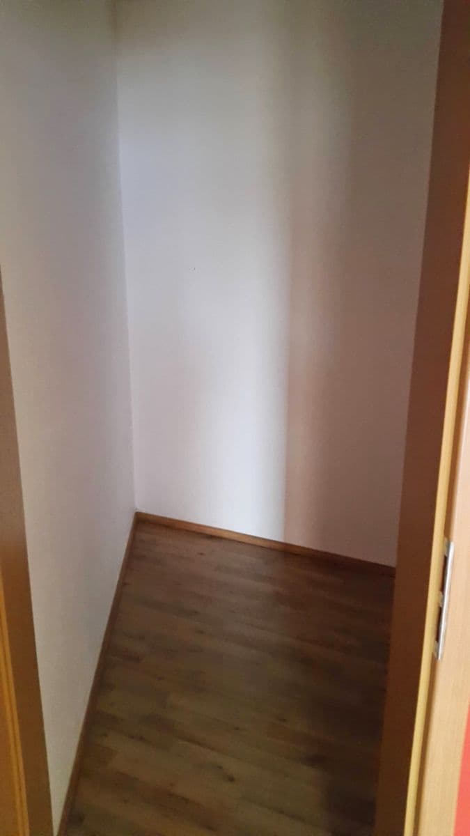 2 bedroom with open-plan kitchen flat to rent, 74 m², Klapkova, Prague, Prague 2 bedroom with open-plan kitchen flat to rent, 74 m², Klapkova, Prague, Prague
