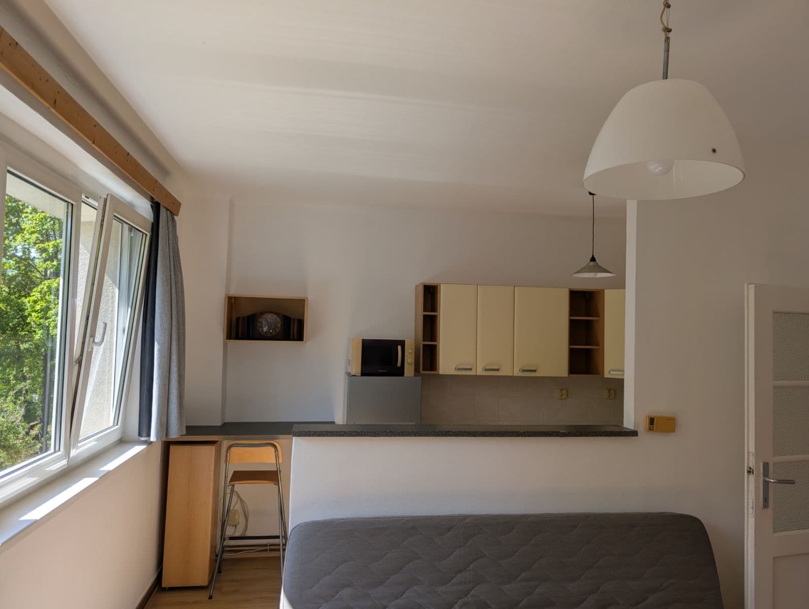 1 bedroom with open-plan kitchen flat to rent, 42 m², Humpolecká, Prague, Prague 1 bedroom with open-plan kitchen flat to rent, 42 m², Humpolecká, Prague, Prague