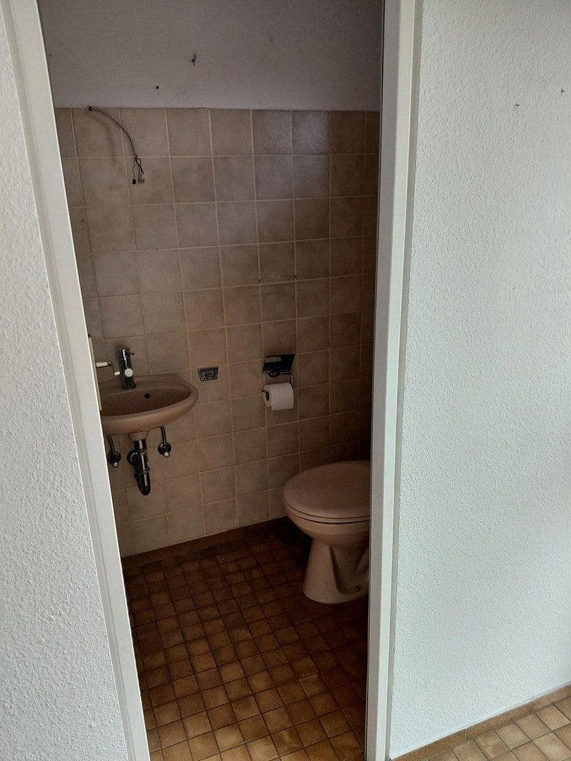 house for sale, 128 m², Heinrich-Heine-Str. 7, Oestrich-Winkel, Hesse house for sale, 128 m², Heinrich-Heine-Str. 7, Oestrich-Winkel, Hesse