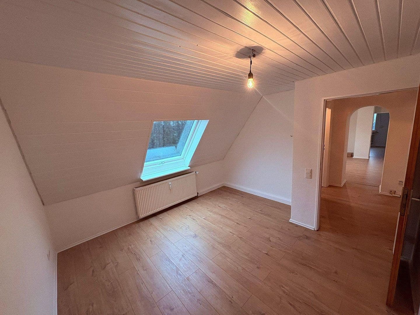 1 bedroom with open-plan kitchen flat to rent, 50 m², In der Wüste 39, Leverkusen, North Rhine-Westphalia 1 bedroom with open-plan kitchen flat to rent, 50 m², In der Wüste 39, Leverkusen, North Rhine-Westphalia