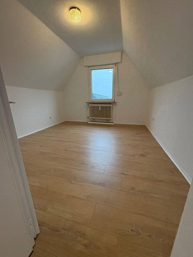 1 bedroom with open-plan kitchen flat to rent, 50 m², In der Wüste 39, Leverkusen, North Rhine-Westphalia 1 bedroom with open-plan kitchen flat to rent, 50 m², In der Wüste 39, Leverkusen, North Rhine-Westphalia