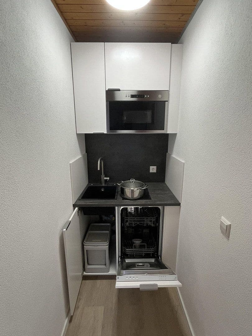 1 bedroom flat to rent, 17 m², Mühlstrasse 50, Nürtingen, Baden-Württemberg 1 bedroom flat to rent, 17 m², Mühlstrasse 50, Nürtingen, Baden-Württemberg