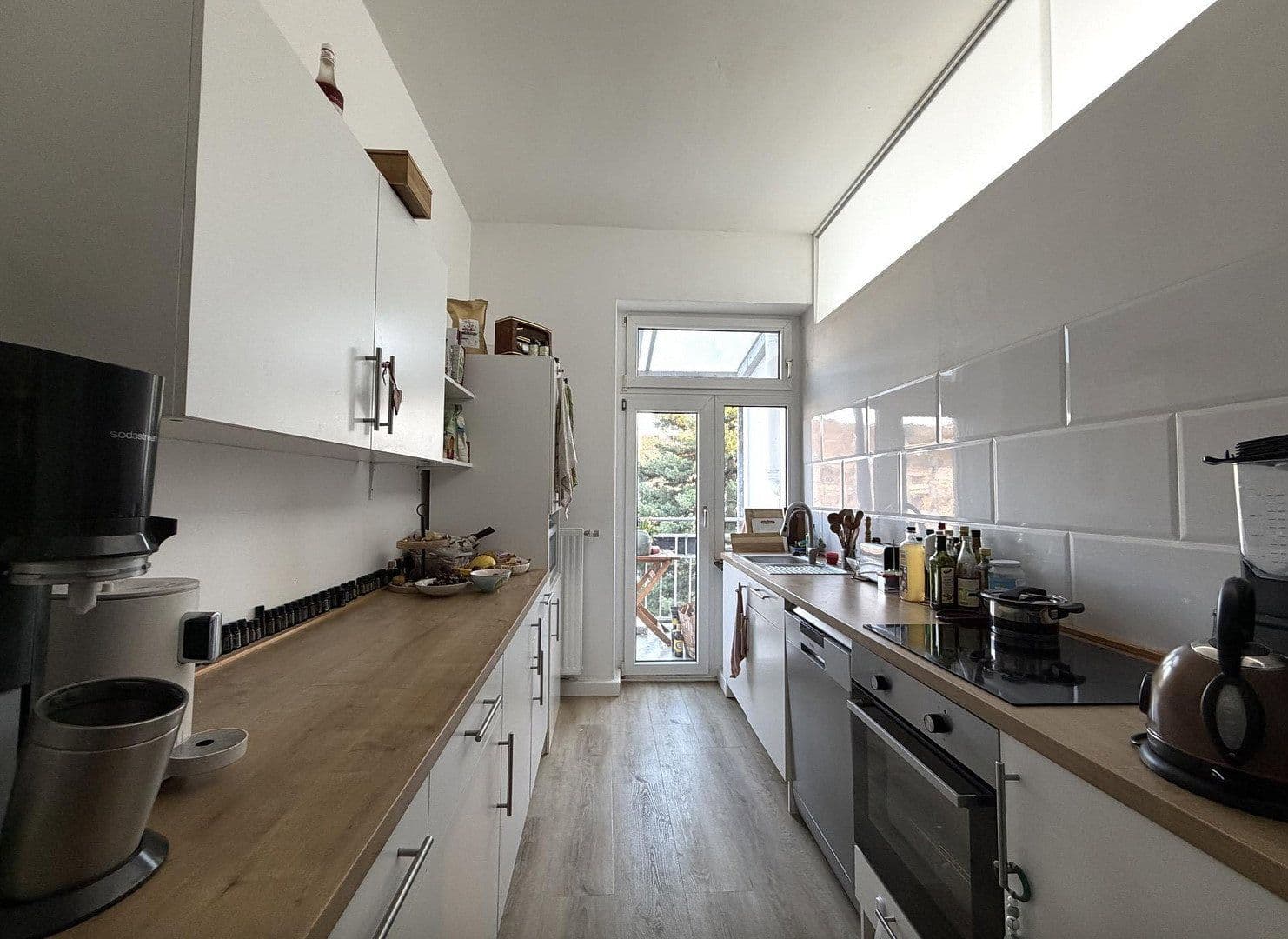 2 bedroom with open-plan kitchen flat to rent, 96 m², Düsseldorf, North Rhine-Westphalia 2 bedroom with open-plan kitchen flat to rent, 96 m², Düsseldorf, North Rhine-Westphalia
