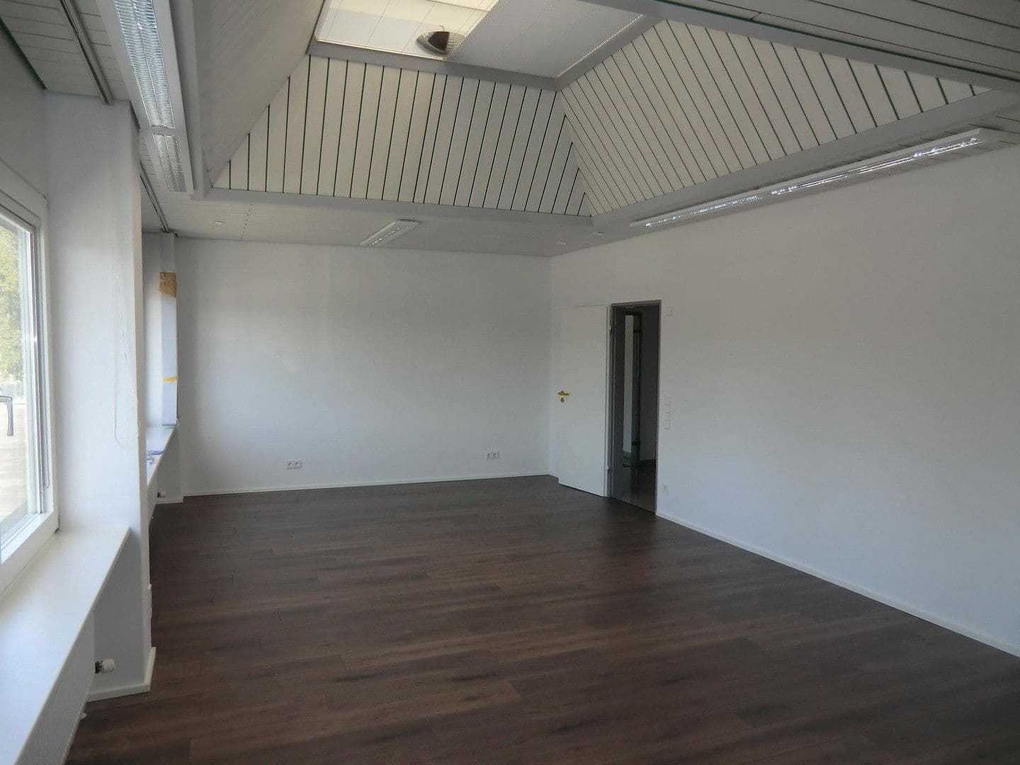 office to rent, 112 m², Maybachstr. 3, Karlsruhe, Baden-Württemberg office to rent, 112 m², Maybachstr. 3, Karlsruhe, Baden-Württemberg
