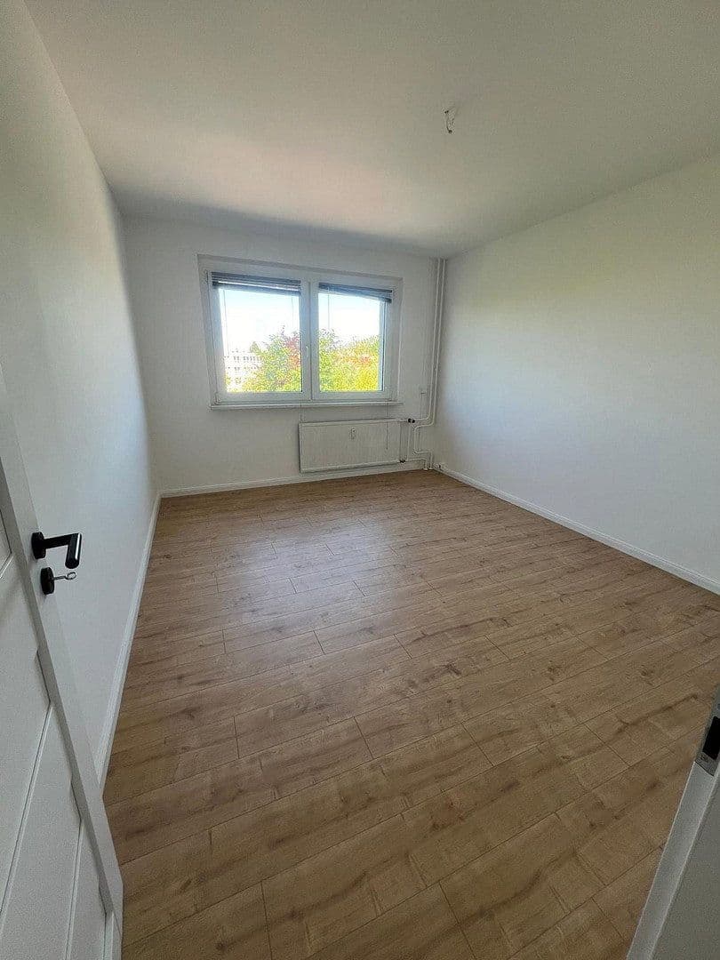 3 bedroom flat to rent, 70 m², Alfred-Haude-Straße 27, Neubrandenburg, Mecklenburg-Vorpommern 3 bedroom flat to rent, 70 m², Alfred-Haude-Straße 27, Neubrandenburg, Mecklenburg-Vorpommern