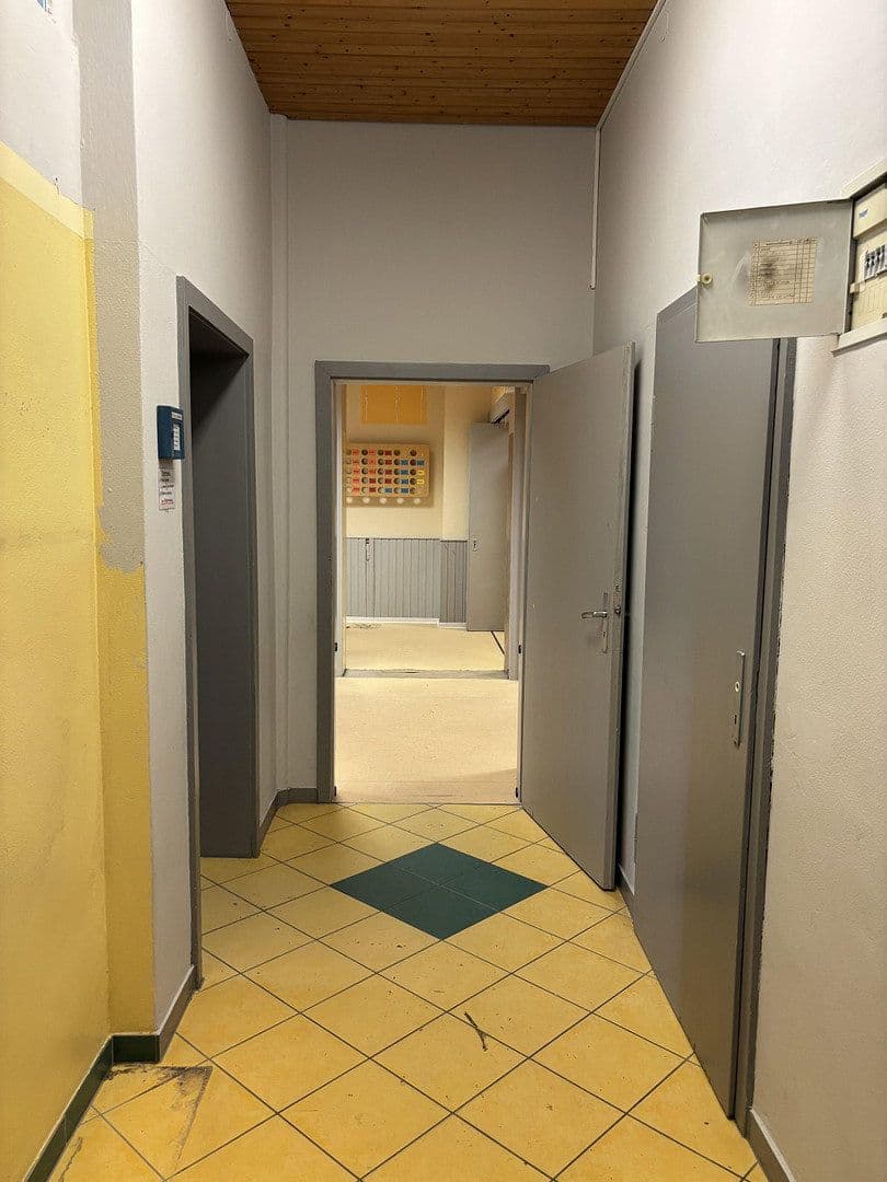 office to rent, 246 m², Mönchwörthstraße 10-14, Mannheim, Baden-Württemberg office to rent, 246 m², Mönchwörthstraße 10-14, Mannheim, Baden-Württemberg
