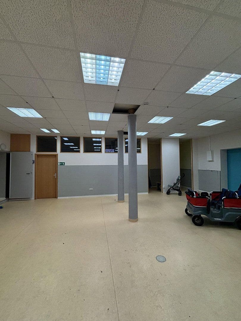 office to rent, 246 m², Mönchwörthstraße 10-14, Mannheim, Baden-Württemberg office to rent, 246 m², Mönchwörthstraße 10-14, Mannheim, Baden-Württemberg