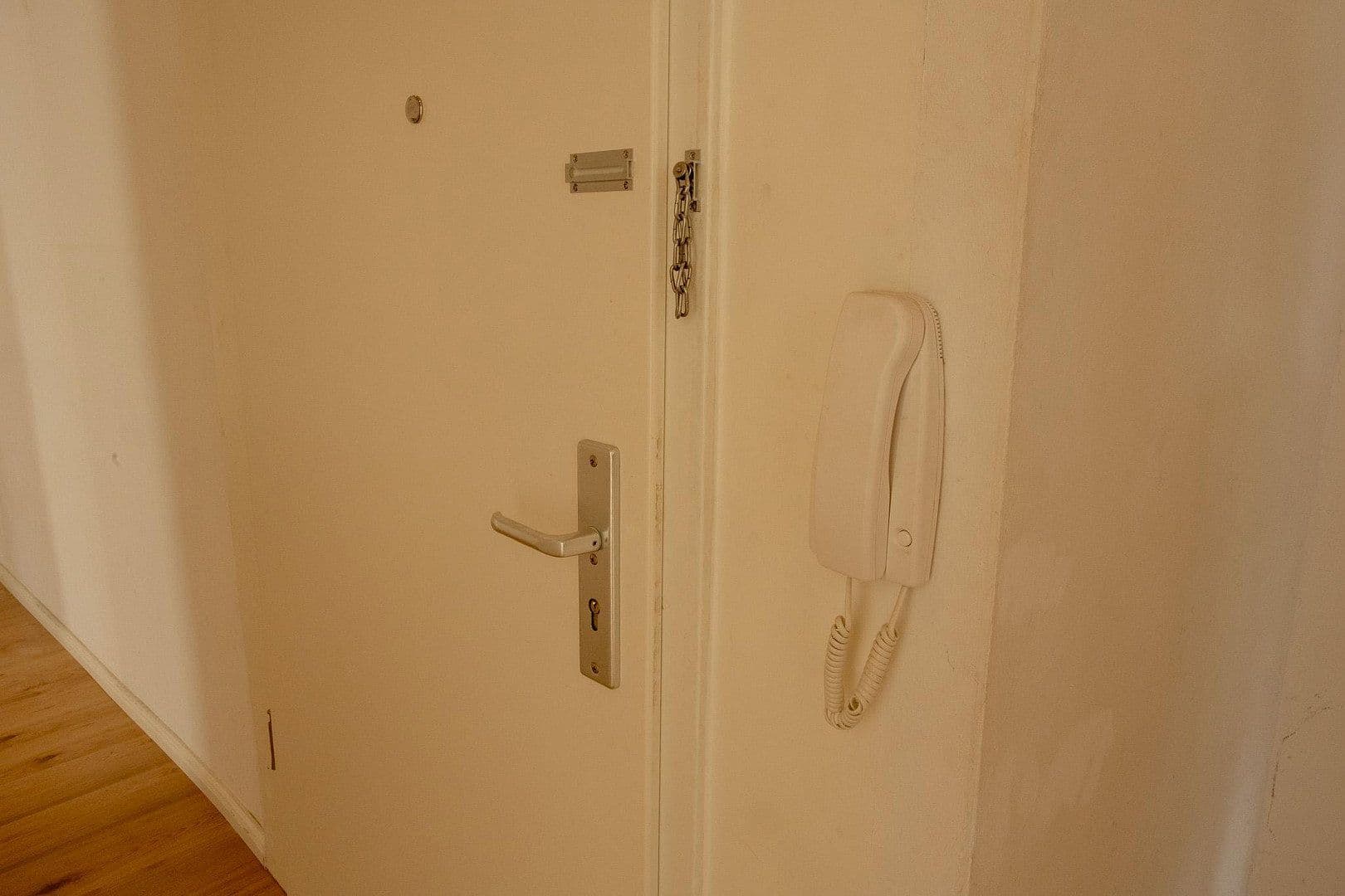 3 bedroom with open-plan kitchen flat to rent, 96 m², Nürnberg, Bavaria 3 bedroom with open-plan kitchen flat to rent, 96 m², Nürnberg, Bavaria