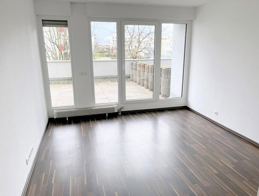 2 bedroom with open-plan kitchen flat to rent, 143 m², Karlsruhe-Neureut, Baden-Württemberg 2 bedroom with open-plan kitchen flat to rent, 143 m², Karlsruhe-Neureut, Baden-Württemberg