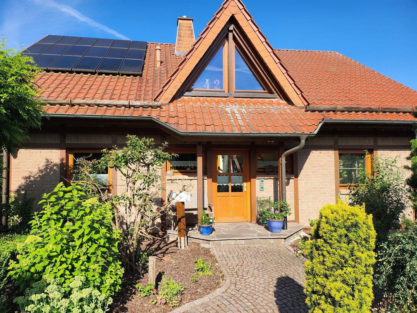 house for sale, 240 m², Schlotheimer Strasse 42, Hessisch Lichtenau, Hesse house for sale, 240 m², Schlotheimer Strasse 42, Hessisch Lichtenau, Hesse