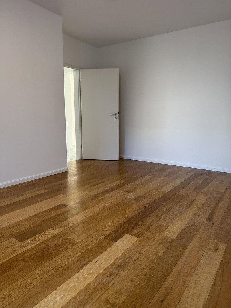 3 bedroom flat to rent, 90 m², Rheinallee 137, Düsseldorf, North Rhine-Westphalia 3 bedroom flat to rent, 90 m², Rheinallee 137, Düsseldorf, North Rhine-Westphalia
