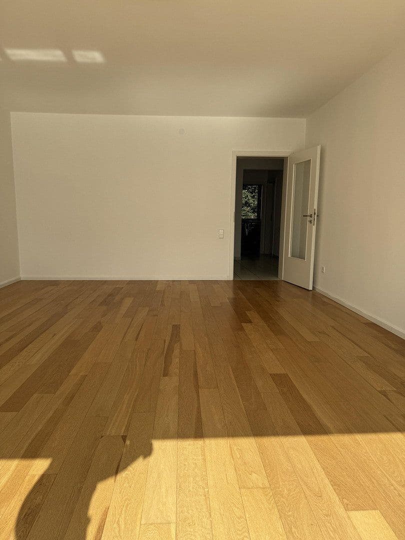 3 bedroom flat to rent, 90 m², Rheinallee 137, Düsseldorf, North Rhine-Westphalia 3 bedroom flat to rent, 90 m², Rheinallee 137, Düsseldorf, North Rhine-Westphalia