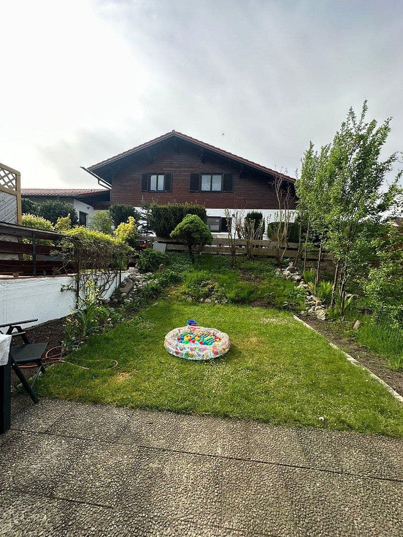house to rent, 150 m², St.-Nikolaus-Ring 9c, Hausen-Geltendorf, Bavaria house to rent, 150 m², St.-Nikolaus-Ring 9c, Hausen-Geltendorf, Bavaria
