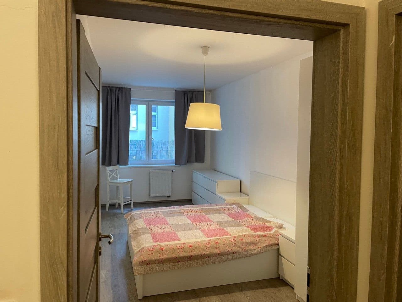 1 bedroom with open-plan kitchen flat to rent, 52 m², Drahobejlova, Prague, Prague 1 bedroom with open-plan kitchen flat to rent, 52 m², Drahobejlova, Prague, Prague