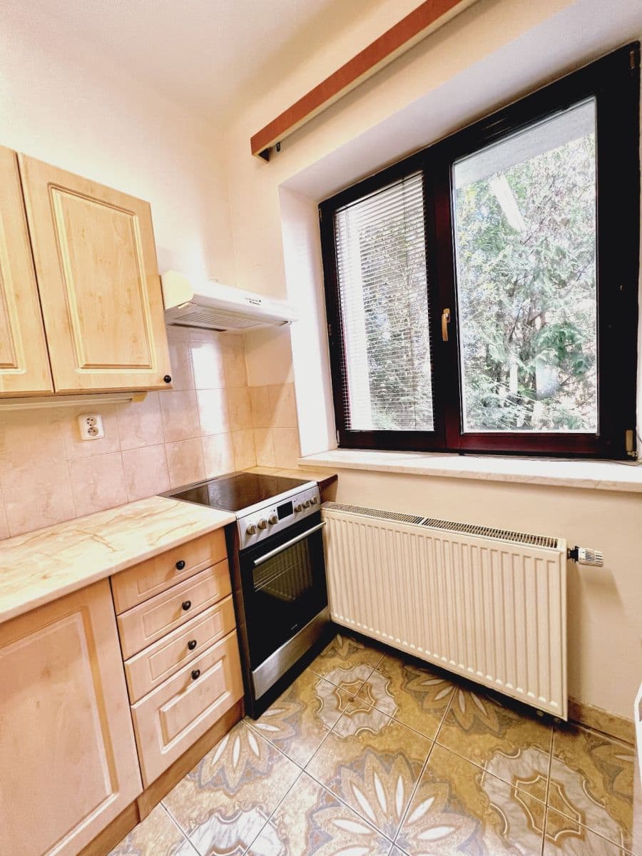 3 bedroom flat to rent, 85 m², Za Humny, Prague, Prague 3 bedroom flat to rent, 85 m², Za Humny, Prague, Prague