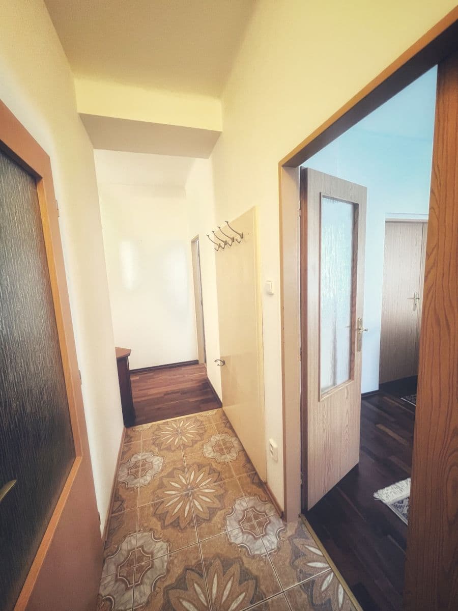 3 bedroom flat to rent, 85 m², Za Humny, Prague, Prague 3 bedroom flat to rent, 85 m², Za Humny, Prague, Prague