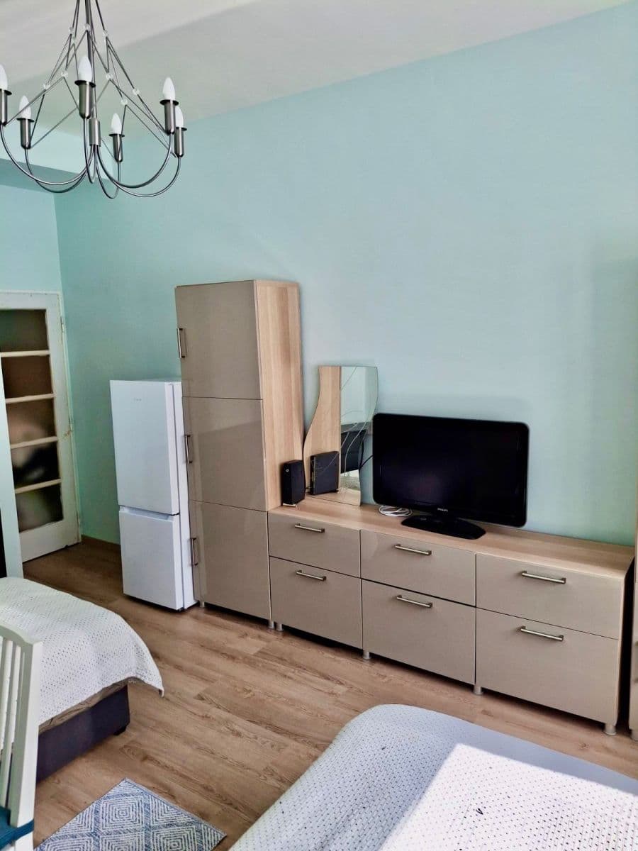 Studio flat to rent, 24 m², V Horní Stromce, Prague, Prague Studio flat to rent, 24 m², V Horní Stromce, Prague, Prague