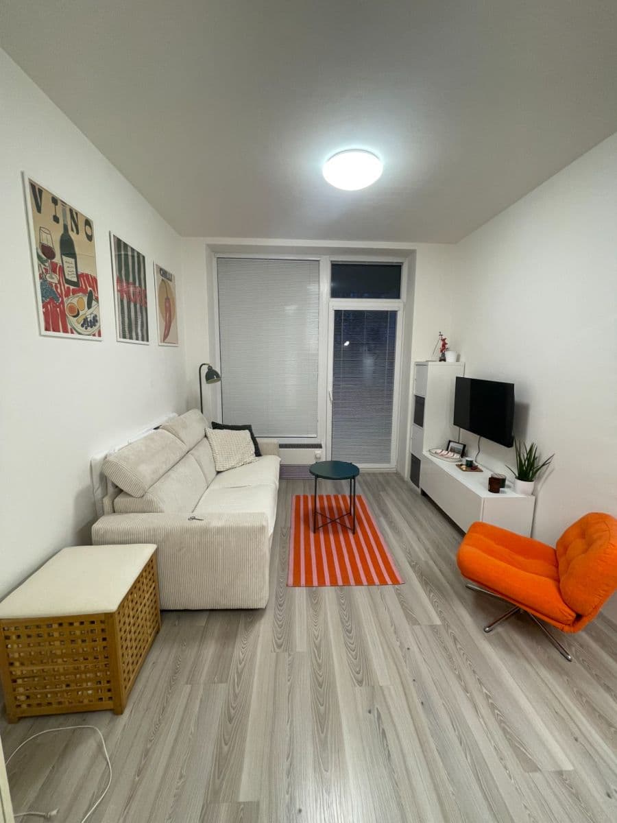 Studio flat to rent, 32 m², Kamínky, Brno, Jihomoravský Region Studio flat to rent, 32 m², Kamínky, Brno, Jihomoravský Region