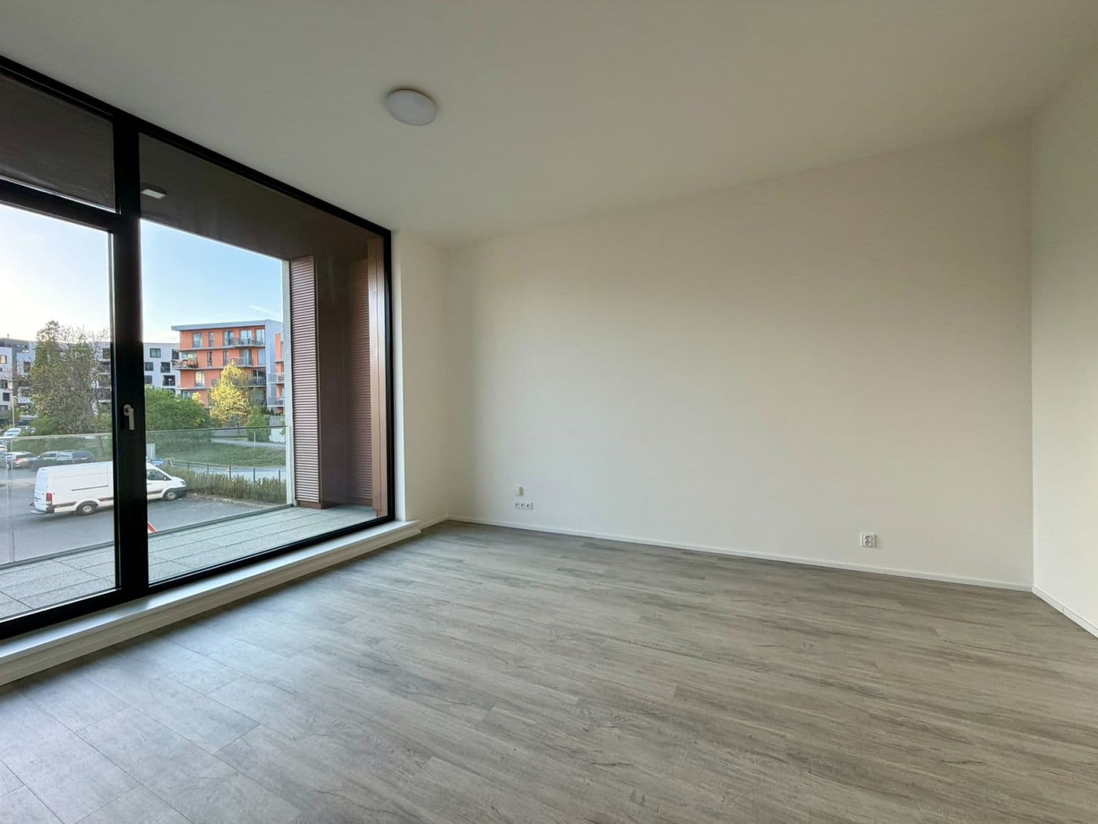 1 bedroom with open-plan kitchen flat to rent, 57 m², Malešická, Prague, Prague 1 bedroom with open-plan kitchen flat to rent, 57 m², Malešická, Prague, Prague